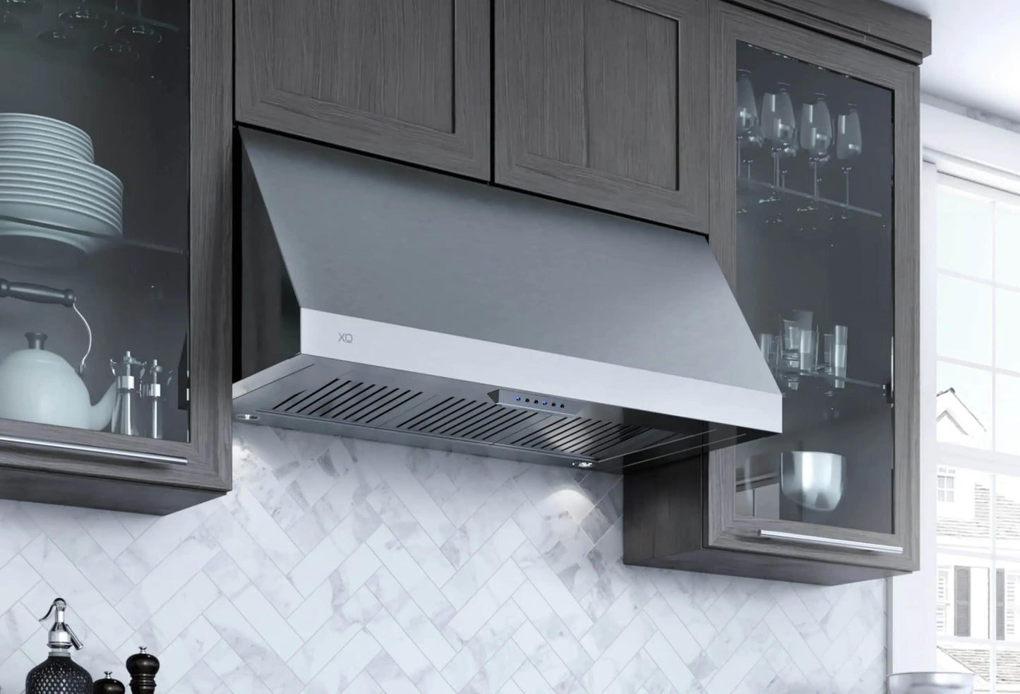 XO APPLIANCE XOT1836KSE 36" 1000 CFM Italian Made Pro Hood Range Hood in Stainless Steel - XOT1836KSE