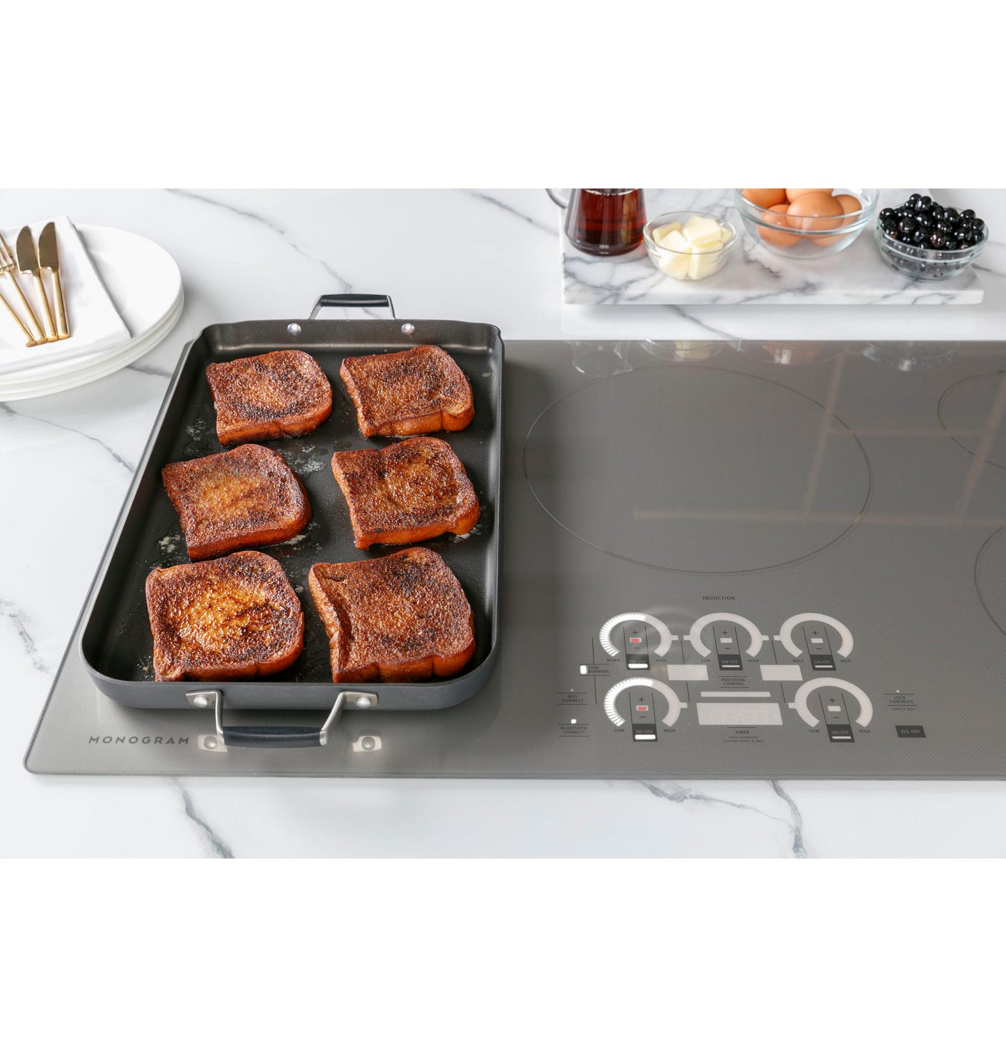 MONOGRAM Monogram ENERGY STAR 30" Induction Cooktop Black - ZHU30RDTBB