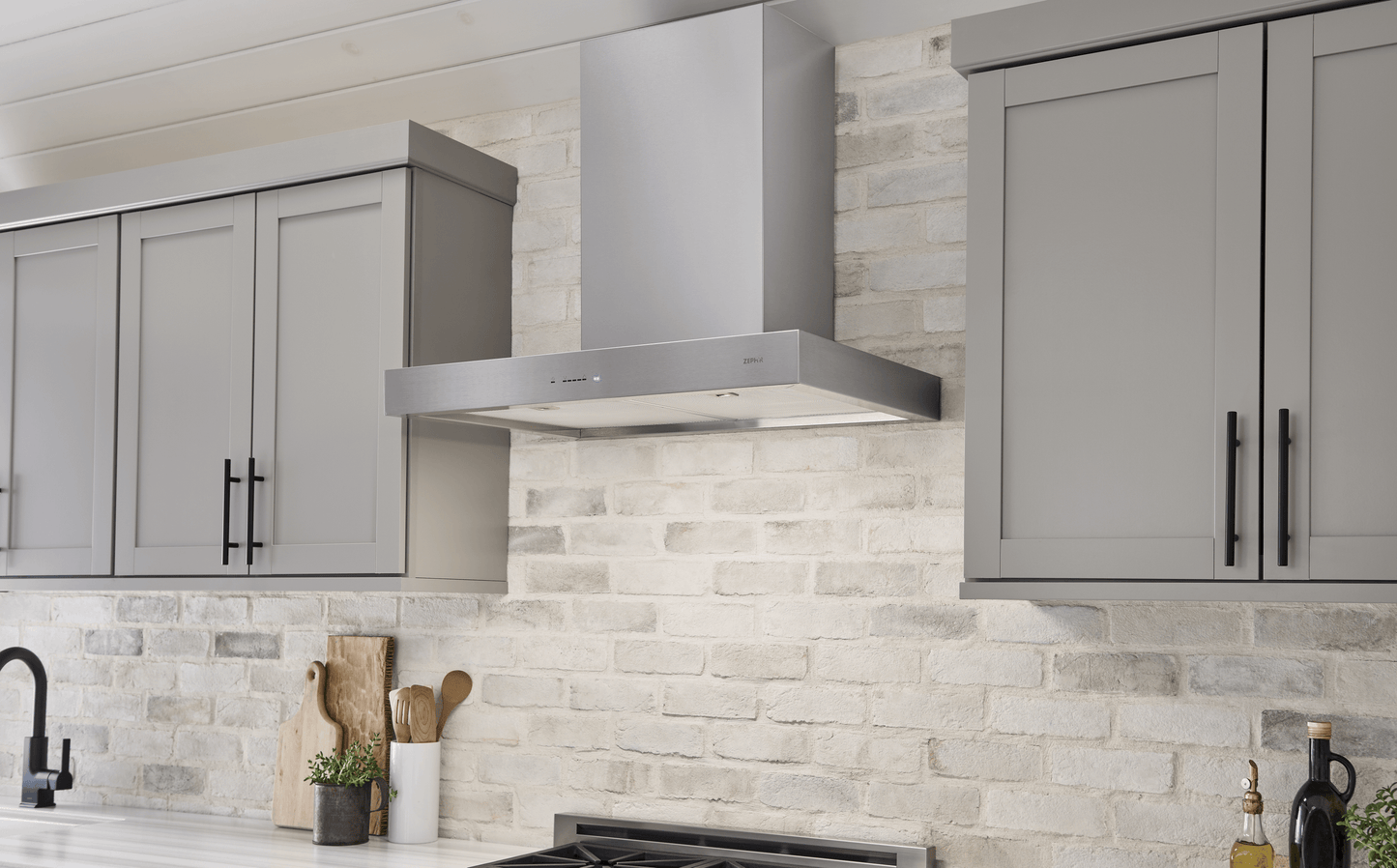 ZEPHYR Roma Wall, 30in, SS, LED, 600 CFM w/ACT in Stainless Steel - ZROE30FS