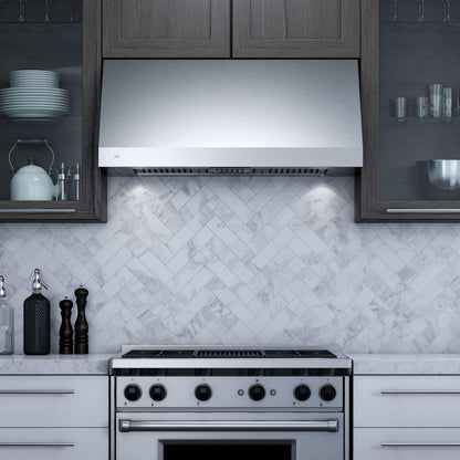 XO APPLIANCE XOT1848KSE 48" 1000 CFM Italian Made Pro Hood Range Hood in Stainless Steel - XOT1848KSE